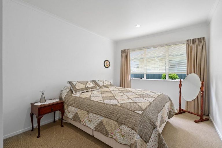 Photo of property in 61 Grosvenor Street, Cambridge, 3434