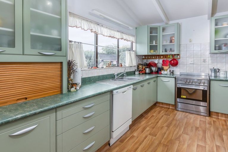 Photo of property in 13 Chamberlain Road, Masterton, 5810