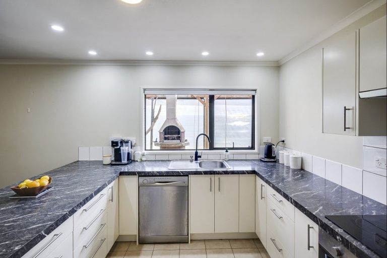 Photo of property in 6 Prestige Place, Flaxmere, Hastings, 4120