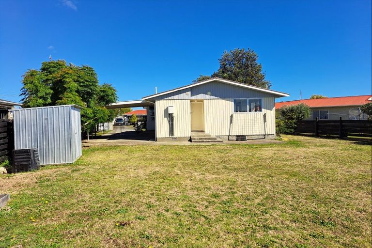Photo of property in 14 Grenville Street, Levin, 5510