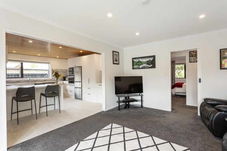 Photo of property in 215 Bay View Road, Saint Clair, Dunedin, 9012