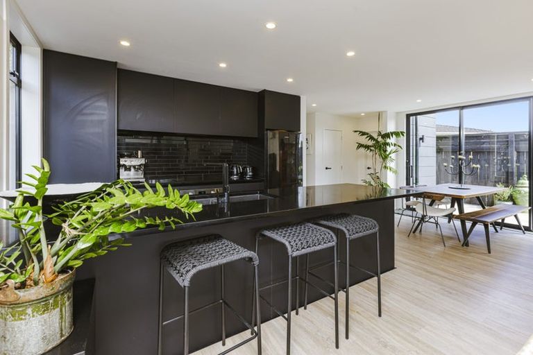 Photo of property in 15c Helga Crescent, Te Atatu Peninsula, Auckland, 0610