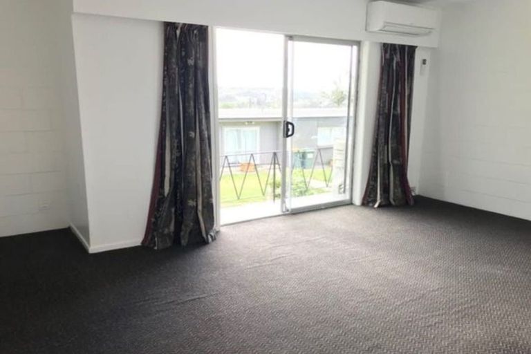 Photo of property in 1/141 Birkdale Road, Birkdale, Auckland, 0626