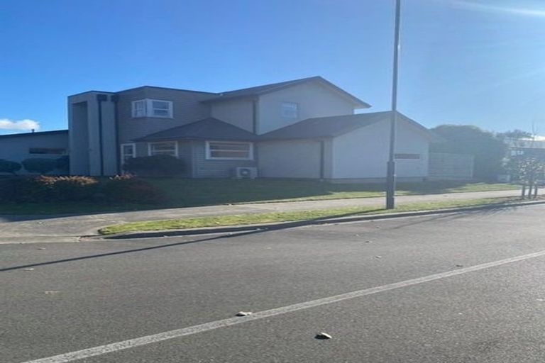 Photo of property in 28 Hakatere Road, Pegasus, 7612