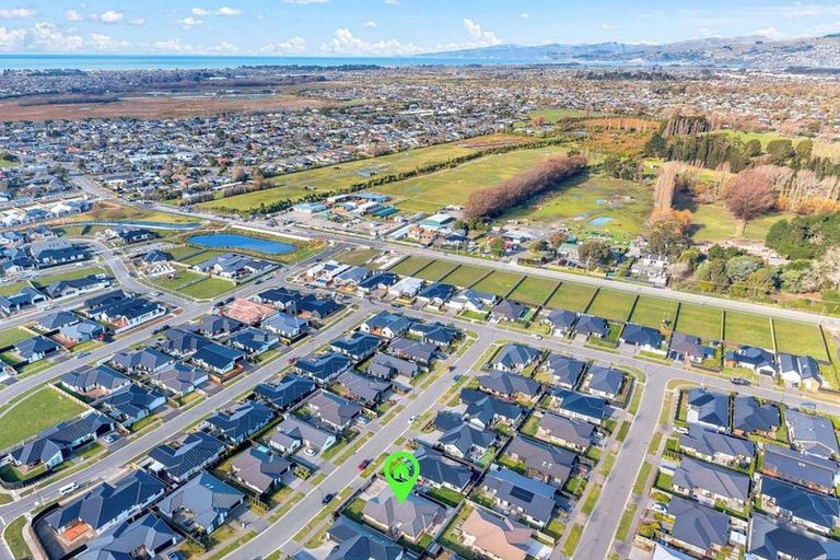 Photo of property in 8 Hoffman Street, Marshland, Christchurch, 8083