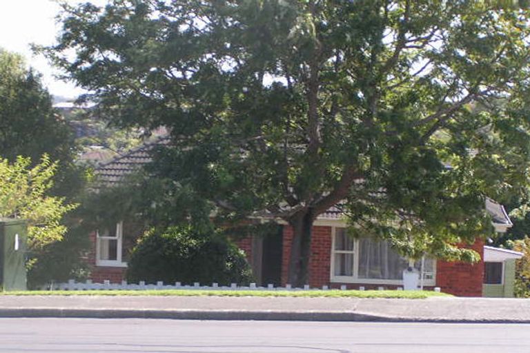 Photo of property in 188 Forrest Hill Road, Forrest Hill, Auckland, 0620