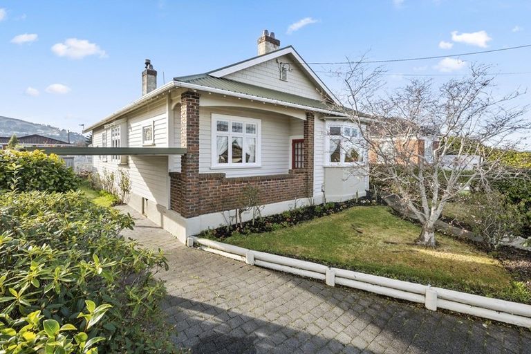 Photo of property in 194 Gladstone Road, Dalmore, Dunedin, 9010