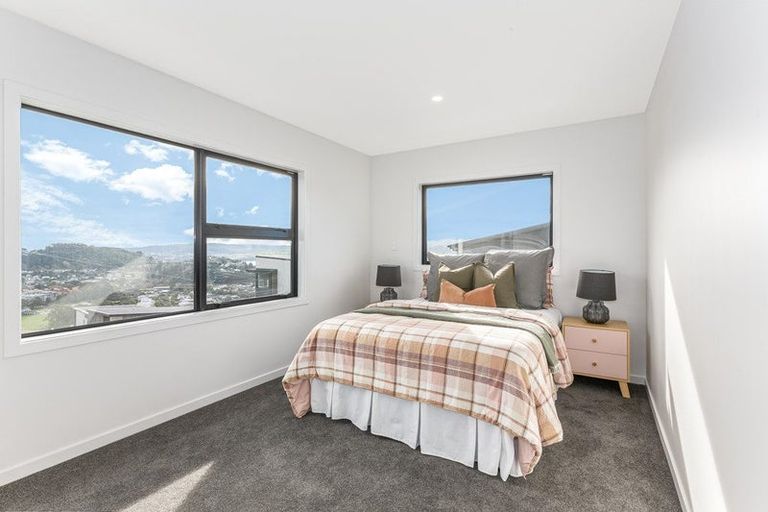 Photo of property in 1 Trysail Place, Whitby, Porirua, 5024