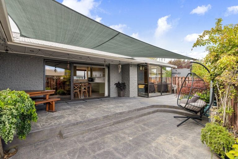 Photo of property in 92 Rowley Avenue, Hoon Hay, Christchurch, 8025