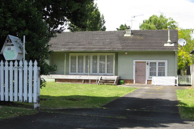 Photo of property in 32 Miller Road, Mangere Bridge, Auckland, 2022