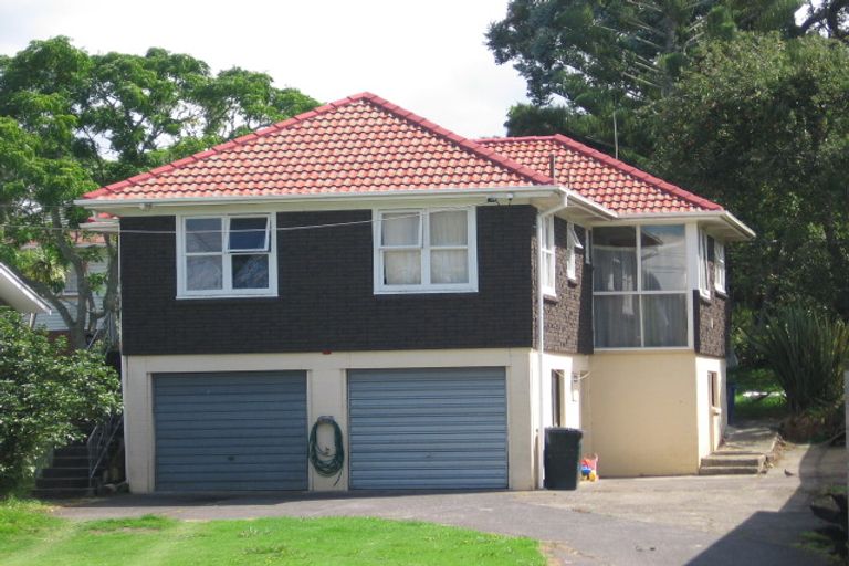 Photo of property in 31 Stottholm Road, Titirangi, Auckland, 0604