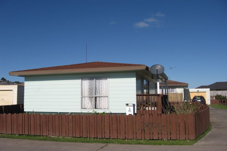 Photo of property in 14a Jack Farrell Place, Papakura, 2110