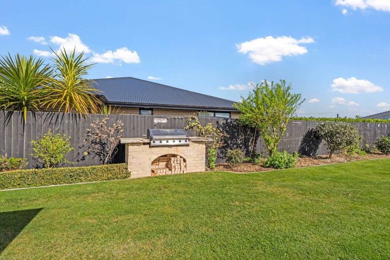 Photo of property in 27 Newman Road, Rolleston, 7614