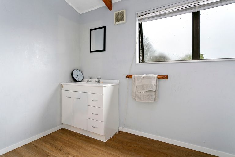 Photo of property in 48 Richmond Street, Cambridge, 3434