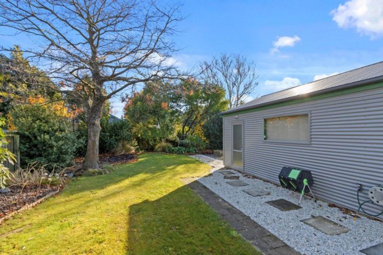 Photo of property in 75 Frankleigh Street, Somerfield, Christchurch, 8024