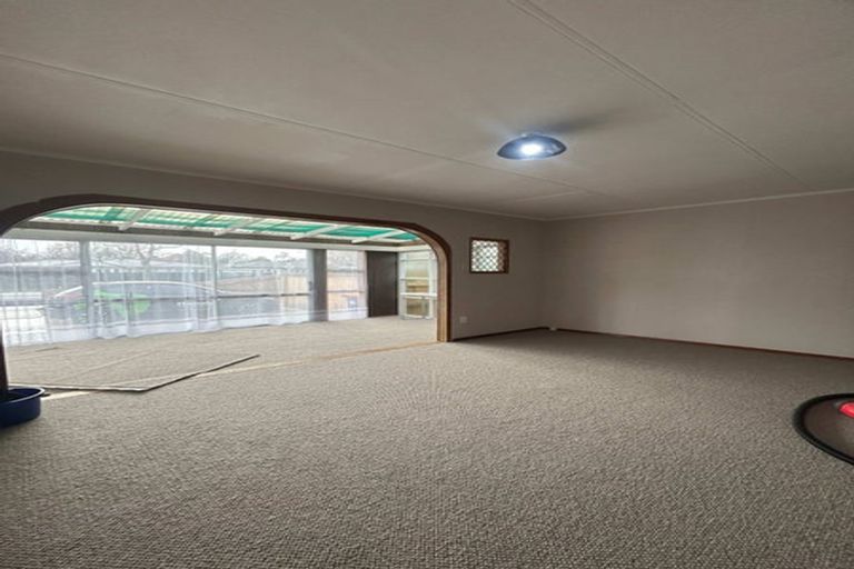 Photo of property in 50 Pahiatua Street, Hokowhitu, Palmerston North, 4410