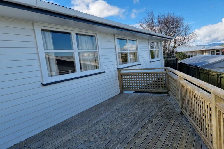 Photo of property in 9 Branscombe Street, Johnsonville, Wellington, 6037