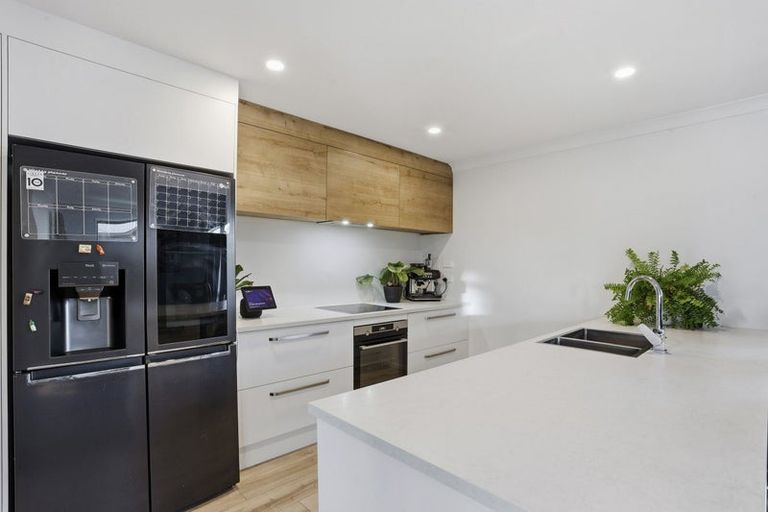 Photo of property in 10 Hapua Lane, Pegasus, 7612