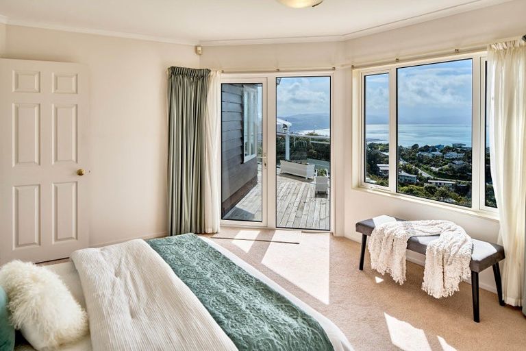 Photo of property in 79 Ashton Fitchett Drive, Brooklyn, Wellington, 6021