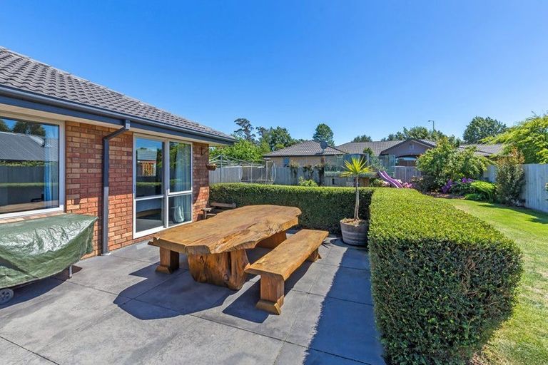 Photo of property in 21 Marlowe Place, Rolleston, 7614