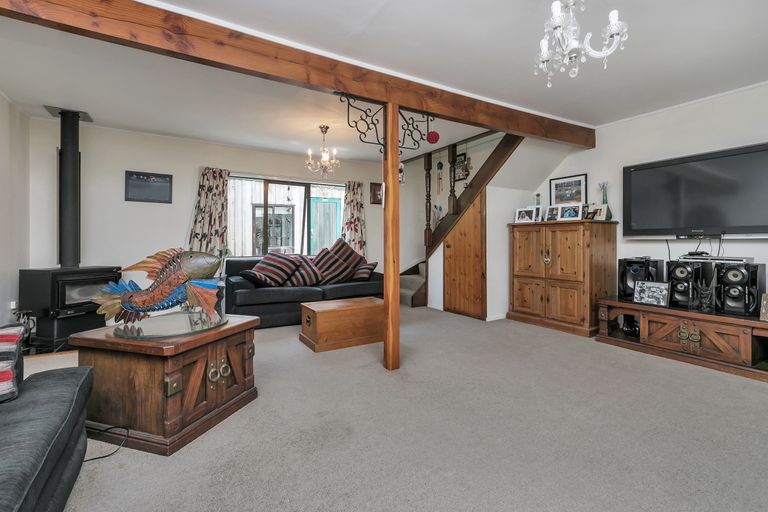 Photo of property in 78 Motutara Road, Muriwai, Waimauku, 0881