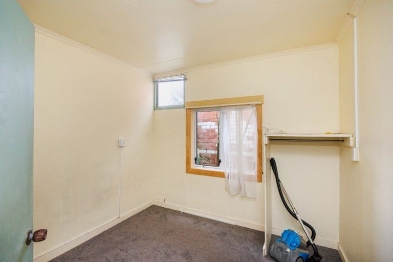Photo of property in 9 Domain Street, Palmerston North, 4410
