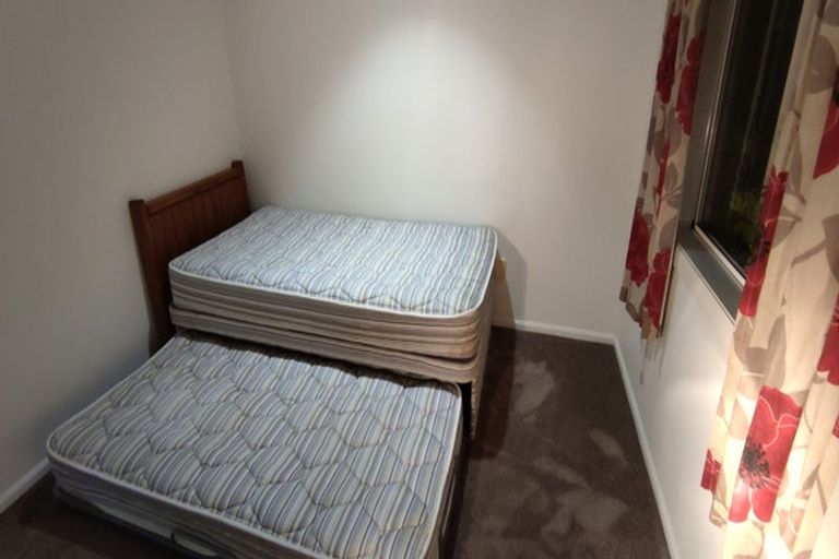 Photo of property in 4 Comber Place, Johnsonville, Wellington, 6037