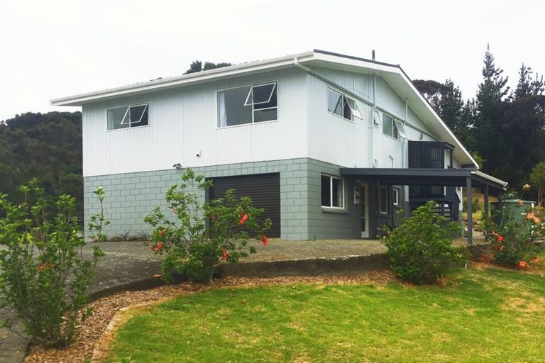 Photo of property in 3 Bush Point Road, Cable Bay, 0420