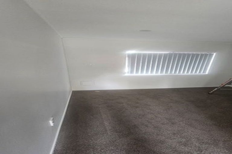 Photo of property in 1/6 Annette Avenue, Te Atatu South, Auckland, 0610