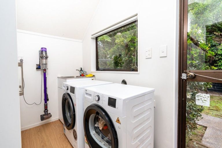 Photo of property in 80 Amapur Drive, Khandallah, Wellington, 6035