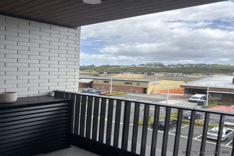 Photo of property in 201/82 Te Oneroa Way, Long Bay, Auckland, 0630