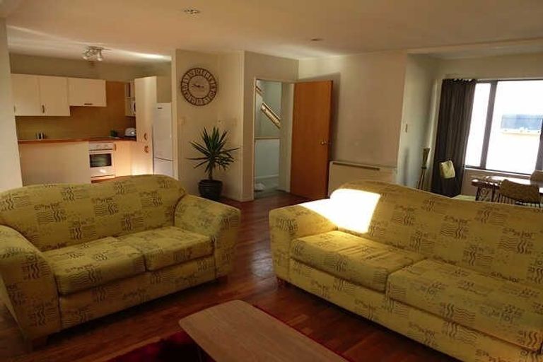 Photo of property in 2/153 Chester Street East, Christchurch Central, Christchurch, 8011