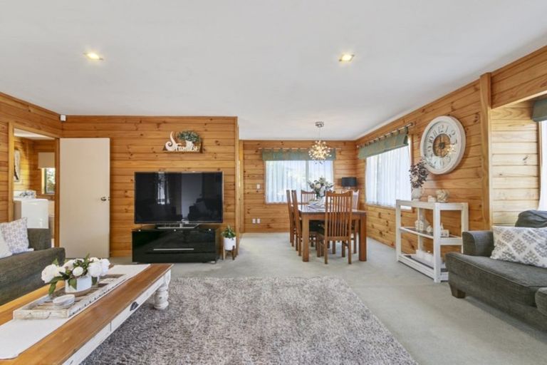 Photo of property in 20 Karamea Grove, Wainuiomata, Lower Hutt, 5014