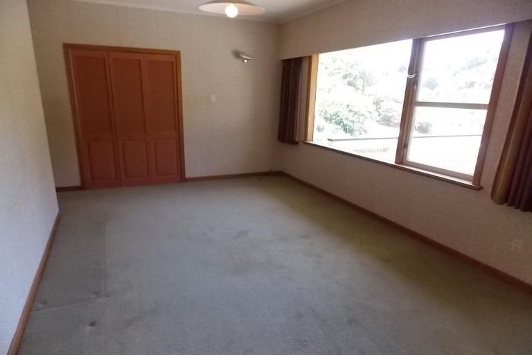 Photo of property in 40 South Karori Road, Karori, Wellington, 6012