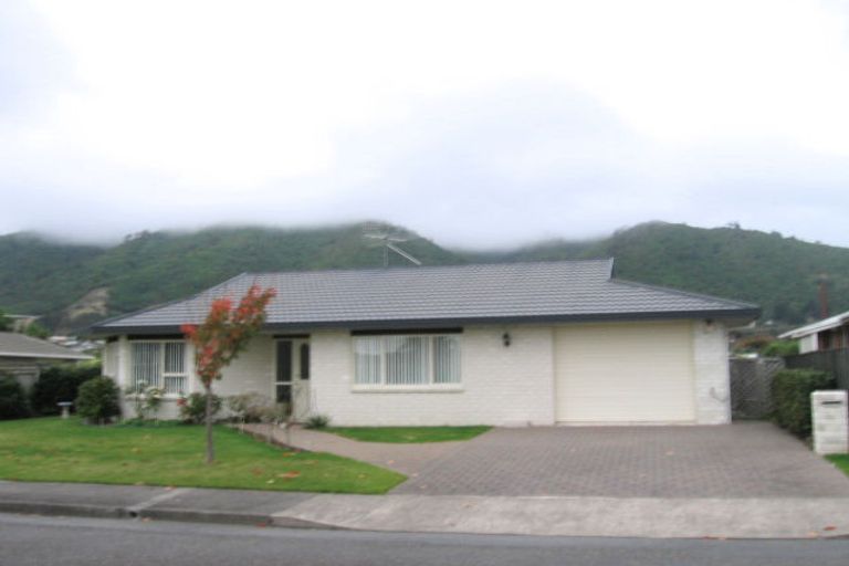 Photo of property in 11a Belvedere Avenue, Waikanae, 5036