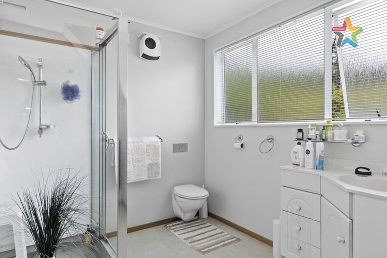 Photo of property in 46b Hine Road, Wainuiomata, Lower Hutt, 5014