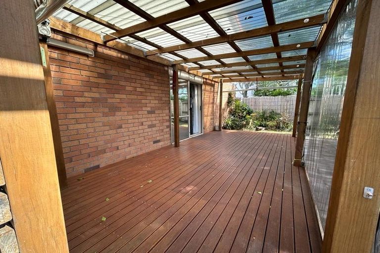 Photo of property in 17 Kora Avenue, Ranui, Auckland, 0612