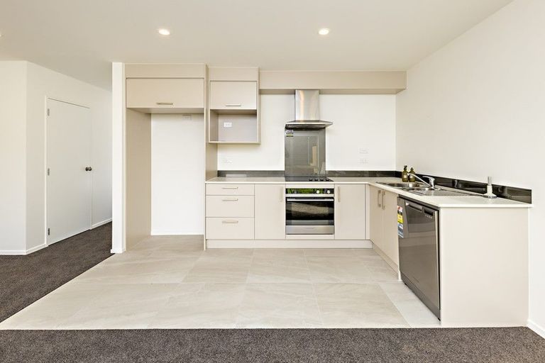 Photo of property in 114 Joseph Street, Flat Bush, Auckland, 2019