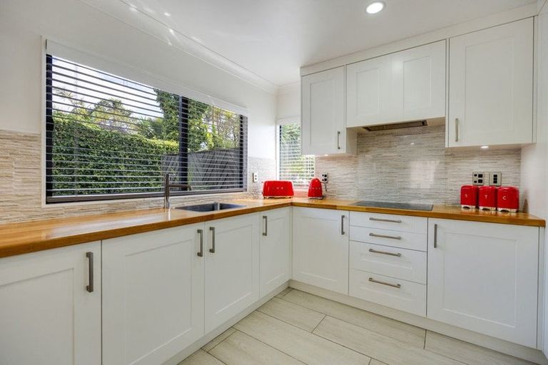 Photo of property in 56 Ian Sage Avenue, Long Bay, Auckland, 0630