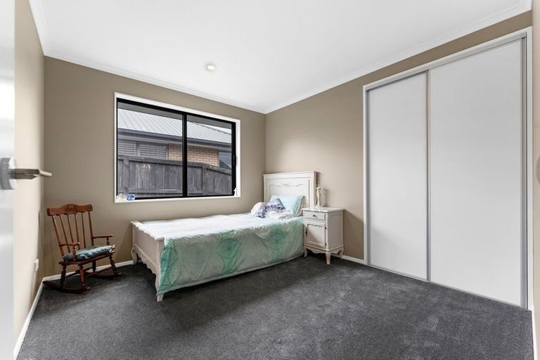 Photo of property in 135 Harriet Johnston Drive, Pokeno, 2402