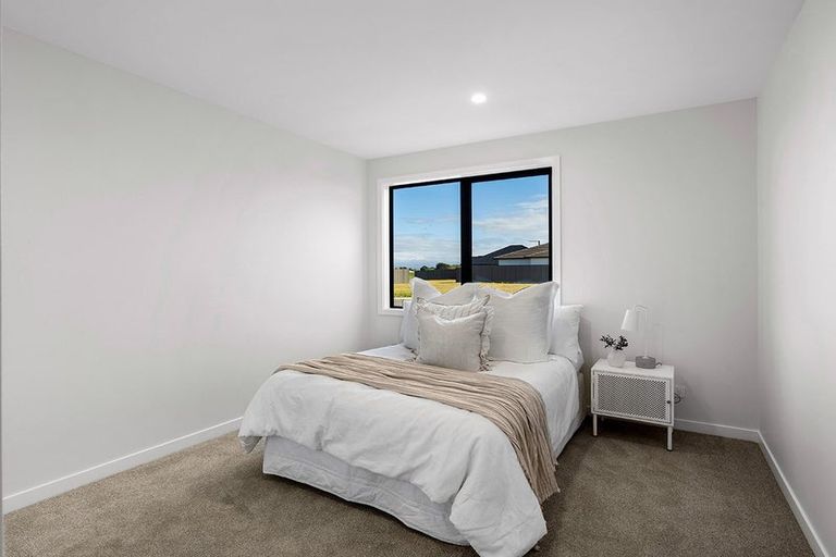 Photo of property in 6/102 Eriksen Road, Te Awa, Napier, 4110