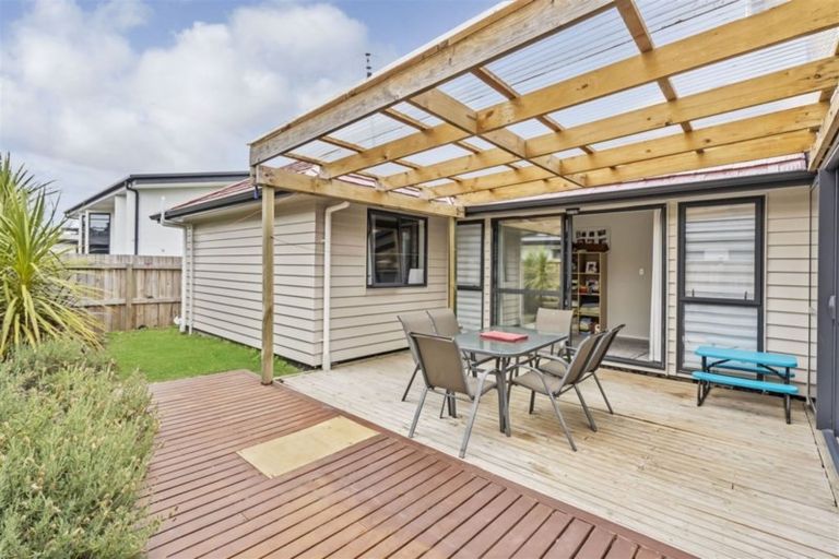 Photo of property in 39 Matata Drive, Takanini, 2112