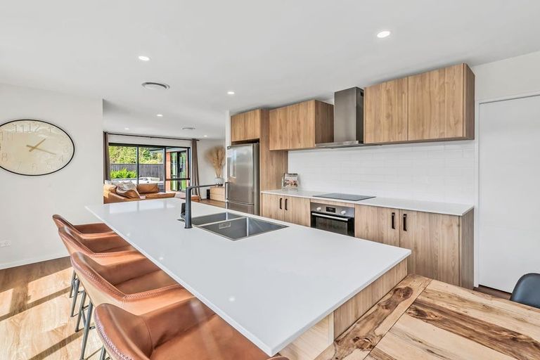 Photo of property in 15 Cedric Place, Darfield, 7510