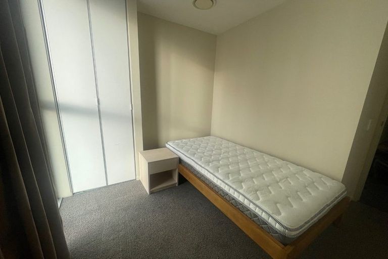 Photo of property in 903/17 Osterley Way, Manukau, Auckland, 2104
