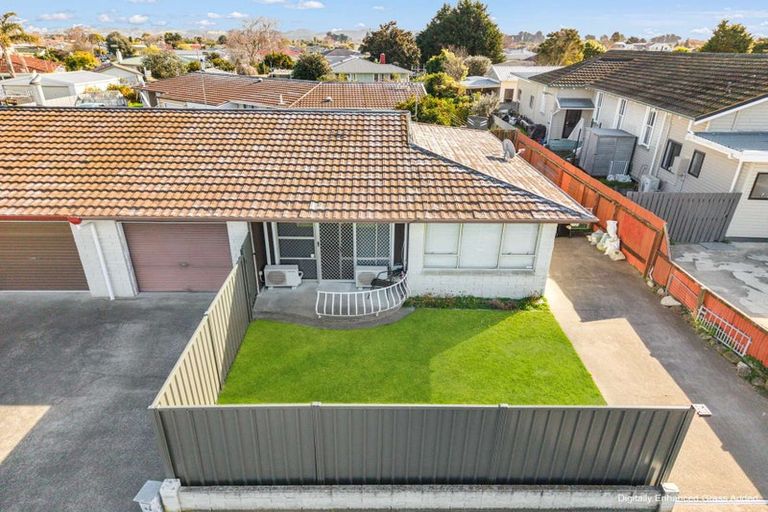 Photo of property in 2/93 Riverbend Road, Onekawa, Napier, 4110