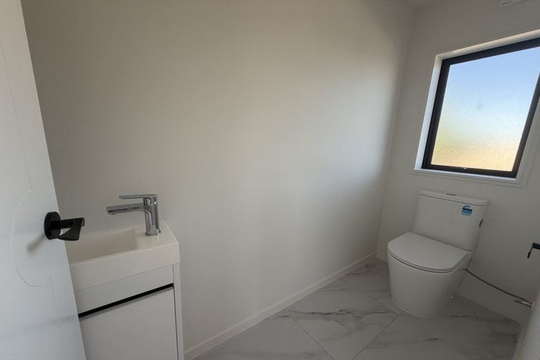 Photo of property in 1/24 Aberfeldy Avenue, Highland Park, Auckland, 2010