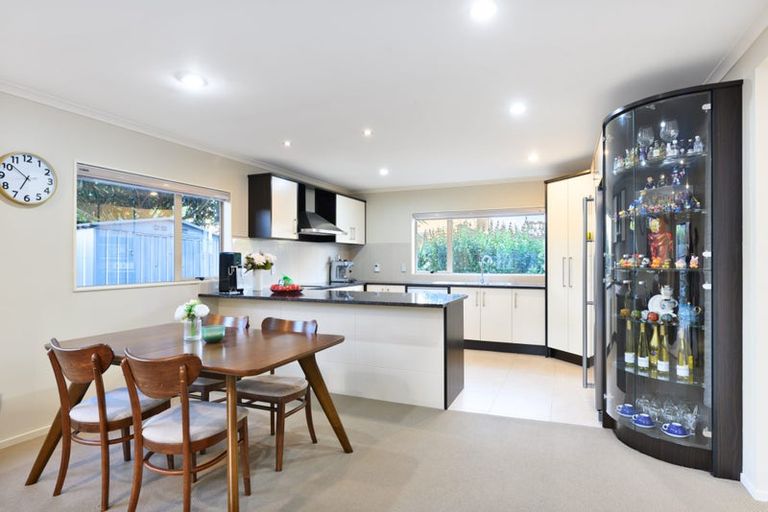 Photo of property in 70 Clover Drive, Henderson, Auckland, 0610