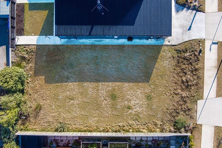 Photo of property in 16 Clearview Street, Wanaka, 9305