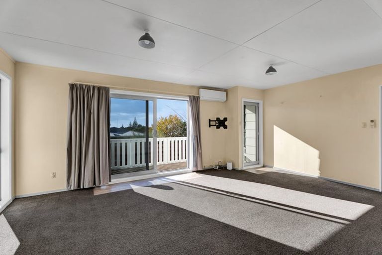 Photo of property in 16a Culzean Grove, Bell Block, New Plymouth, 4312