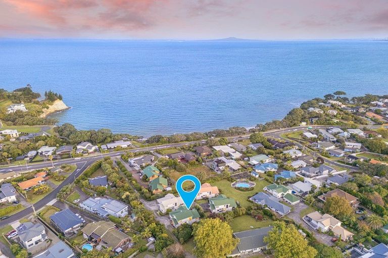 Photo of property in 894 Whangaparaoa Road, Manly, Whangaparaoa, 0930